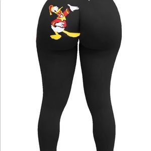 Leggings with design